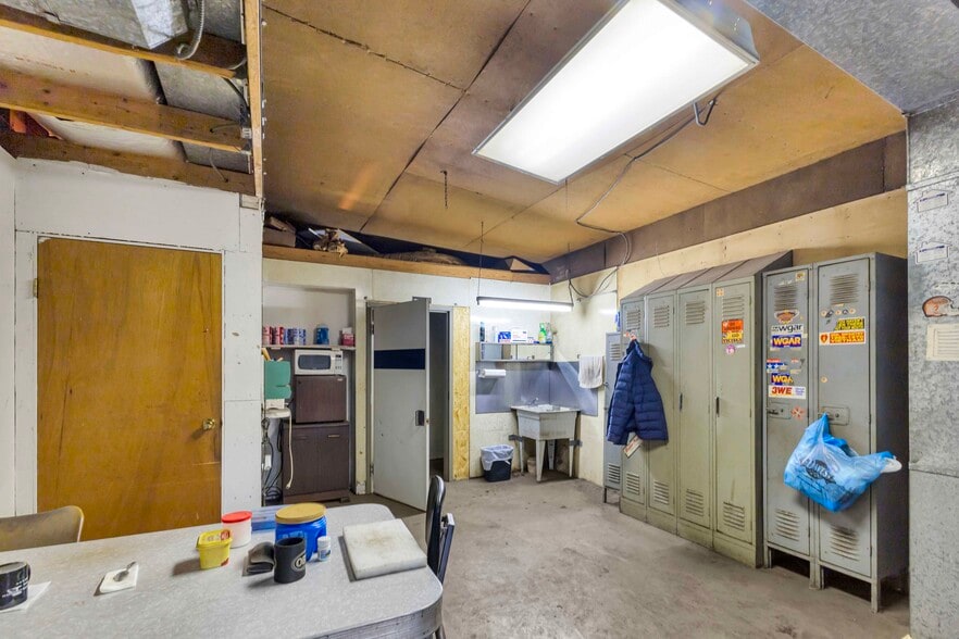 More Photos Of , Cleveland Industrial For Sale