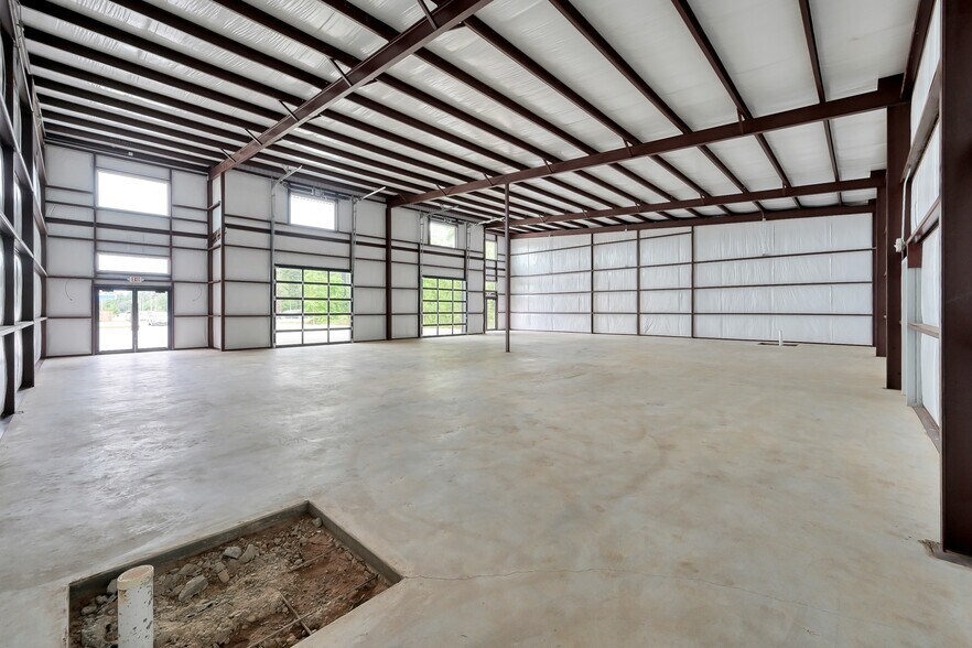 More Photos Of 818 Honea Egypt rd, Magnolia Industrial For Sale