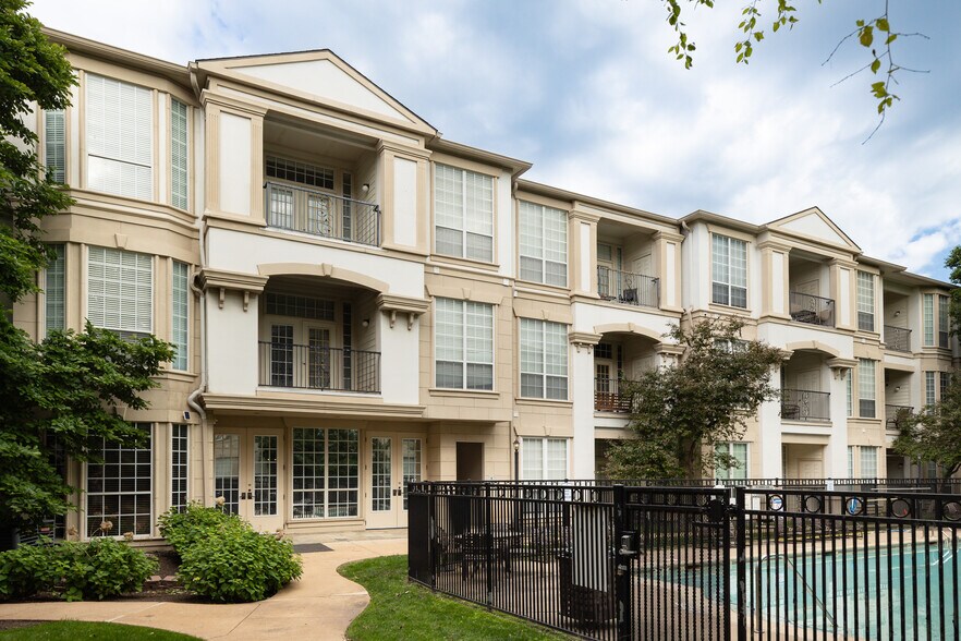 More Photos Of 1800 S Brentwood Blvd, Saint Louis Apartments For Sale
