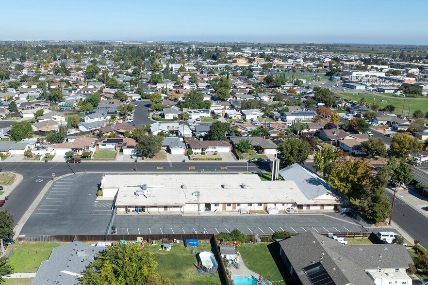 More Photos Of 444 Argonaut St, Manteca Religious Facility For Lease