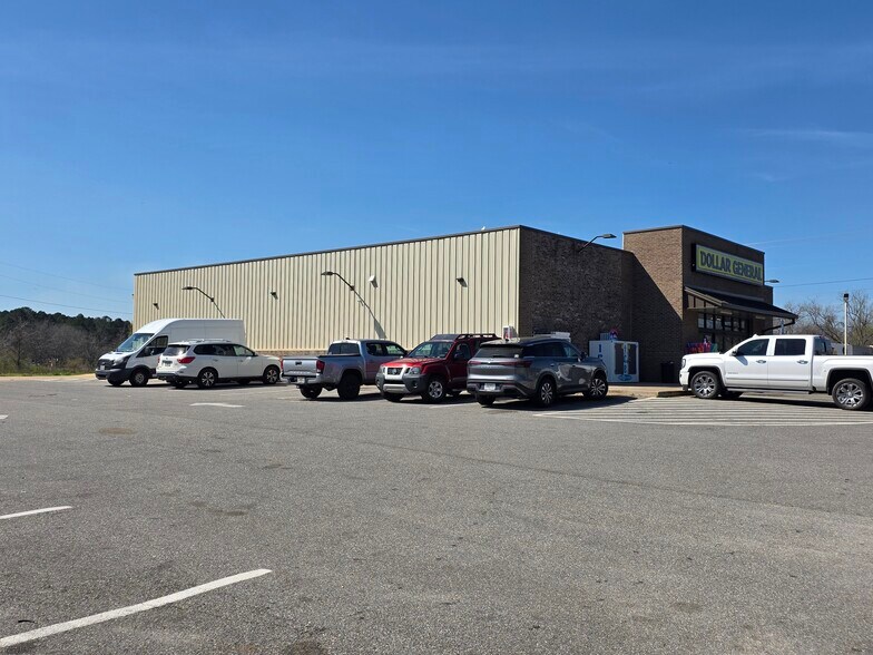 More Photos Of 2925 US Highway 341 S, Hawkinsville General Retail For Sale