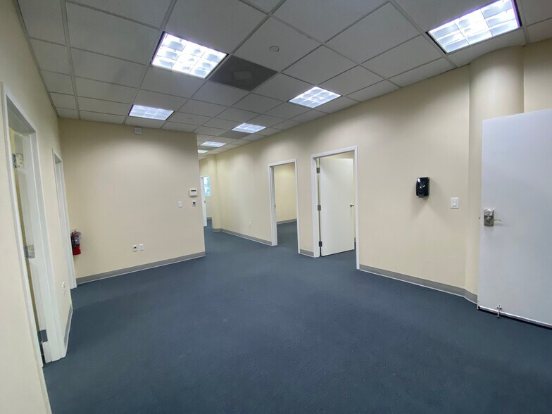 More Photos Of 1010 Kennedy Dr, Key West Medical For Sale