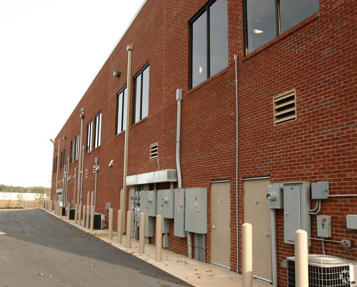 More Photos Of 4889 Golden Pky, Buford Office For Lease