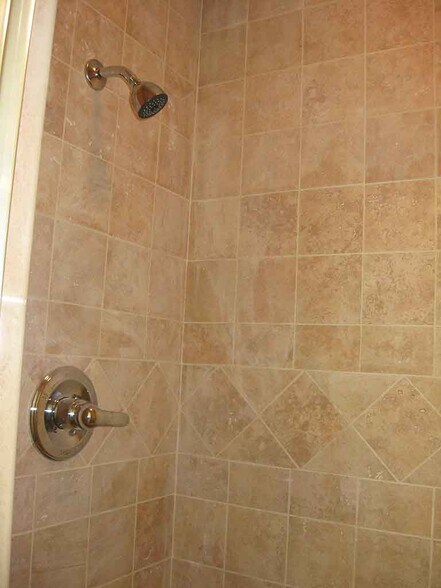 More Photos Of 1301 Shiloh Rd, Kennesaw Office Residential For Lease