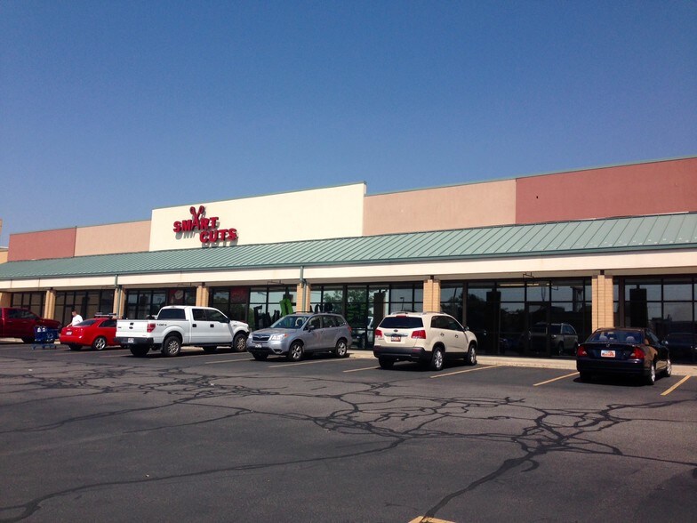 More Photos Of 5364-5370 S 1900 W, Roy Supermarket For Lease