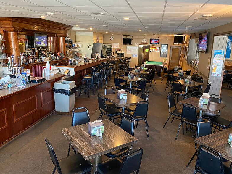 More Photos Of 116 E Grand River Rd, Laingsburg Restaurant For Sale