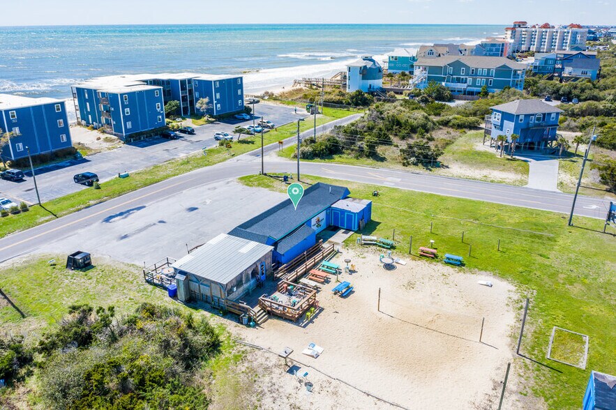 More Photos Of 2181 New River Inlet Rd, North Topsail Beach Convenience Store For Sale