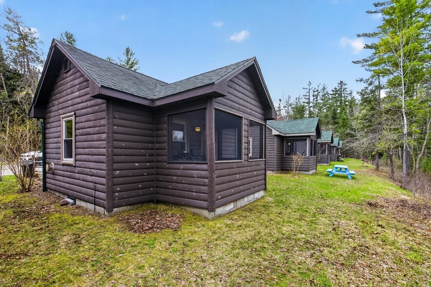 More Photos Of 10935 Linger Longer Rd, Grayling Hospitality For Sale
