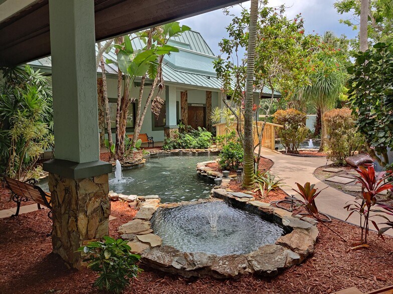 More Photos Of 10400 Griffin Rd, Fort Lauderdale Office For Lease