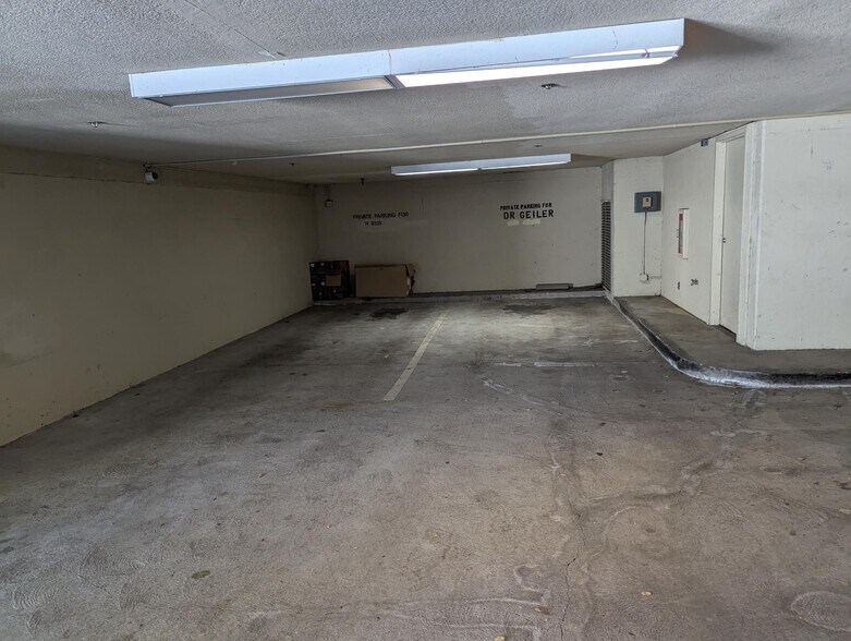 More Photos Of 900 Cass St, Monterey Medical For Sale