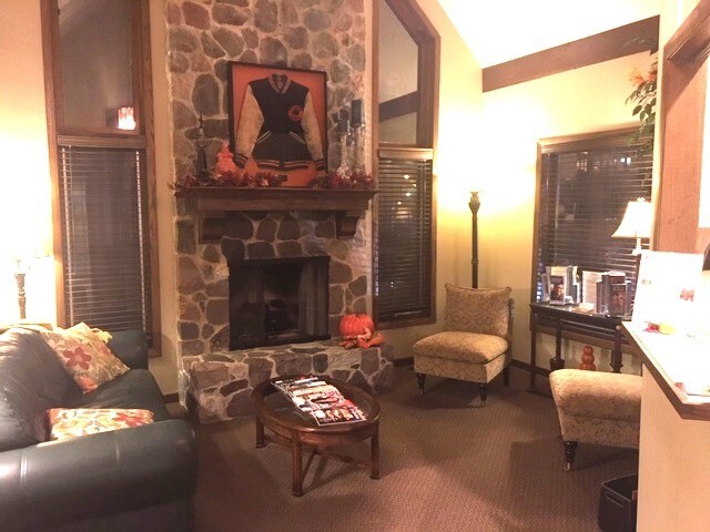 More Photos Of 77 E Crystal Lake Ave, Crystal Lake Medical For Sale