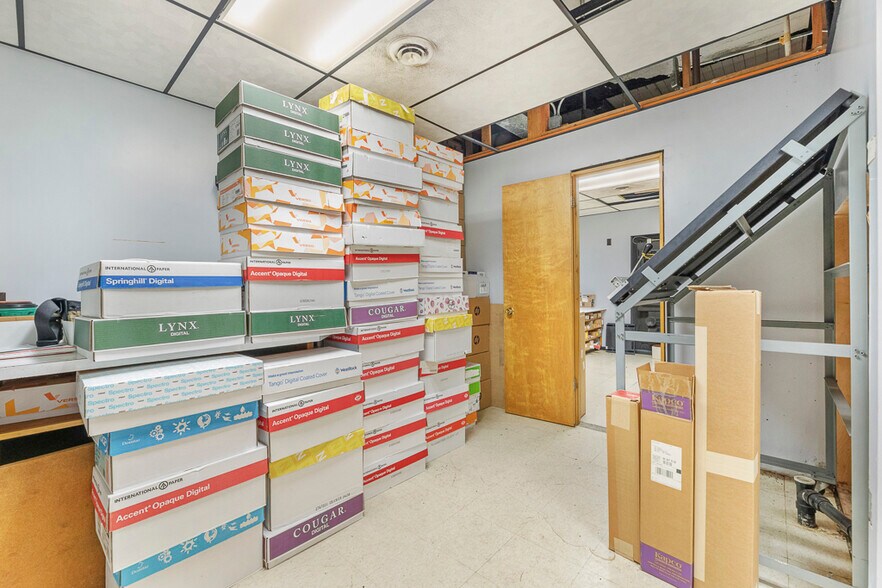 More Photos Of 14924 Beloit Snodes Rd, Beloit Manufacturing For Sale