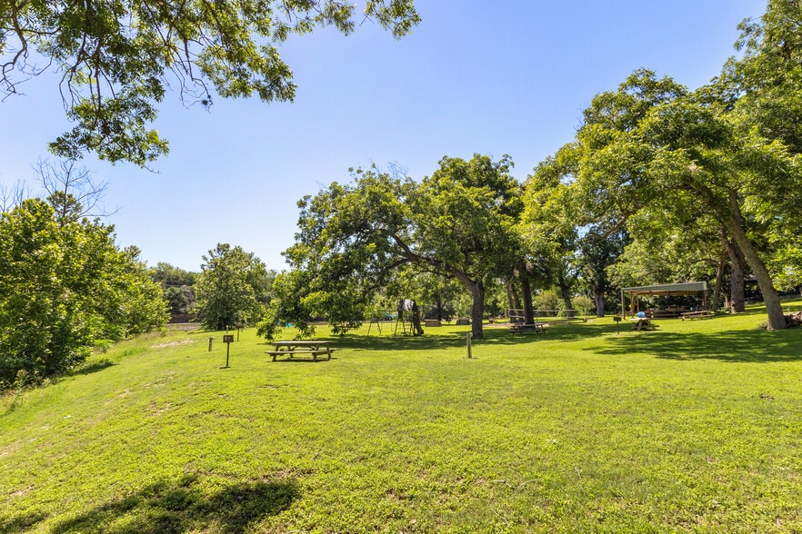 More Photos Of 9035 FM 725, Mc Queeney Specialty For Sale