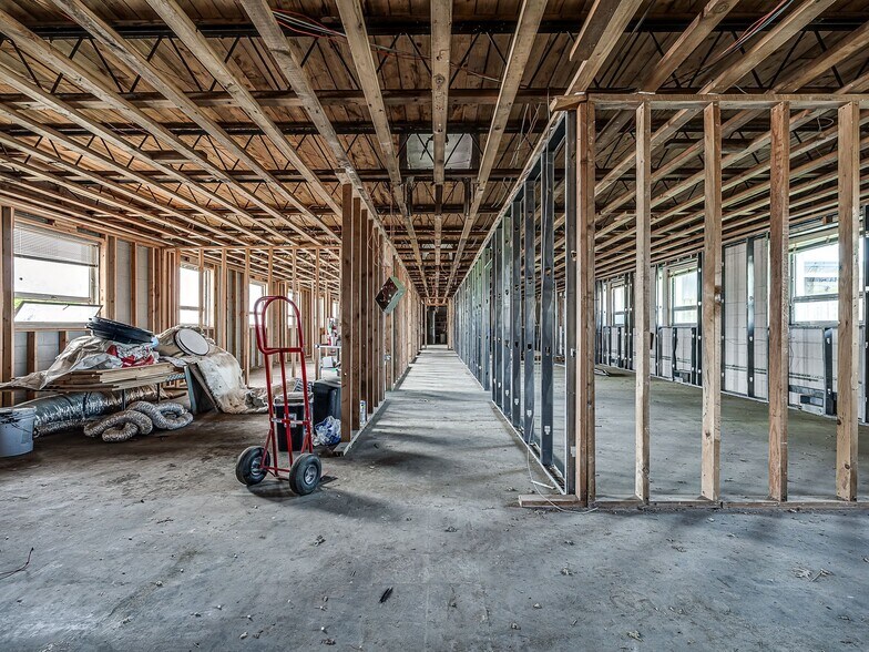 More Photos Of 3838 State St, Bartlesville Office For Sale