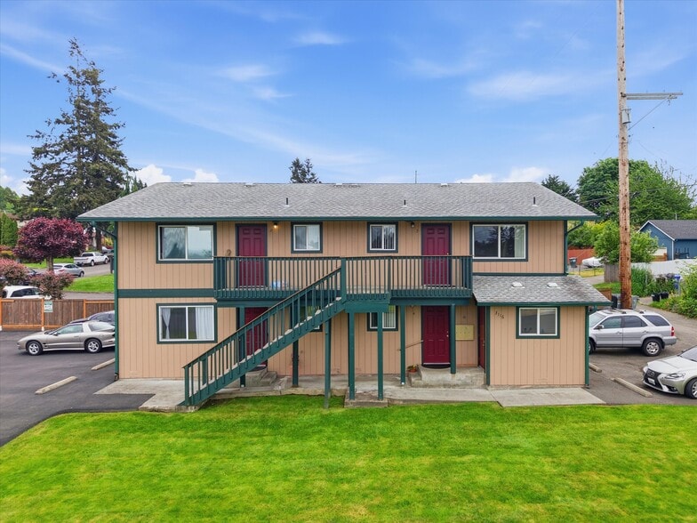 Primary Photo Of 3116 18th St, Everett Apartments For Sale