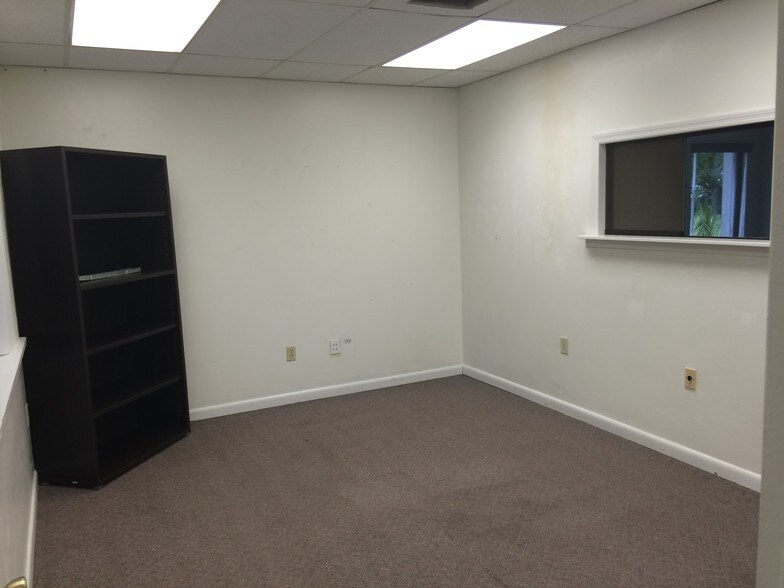 More Photos Of 3881 S Nova Rd, Port Orange Office For Sale