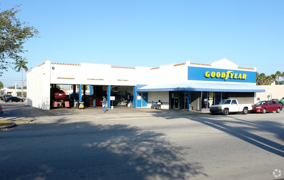 More Photos Of 406 Washington Ave, Homestead Auto Repair For Sale