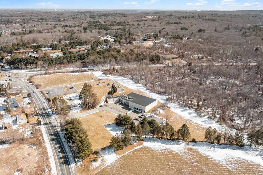 More Photos Of 24 Snake Hill Rd, North Scituate Manufacturing For Lease