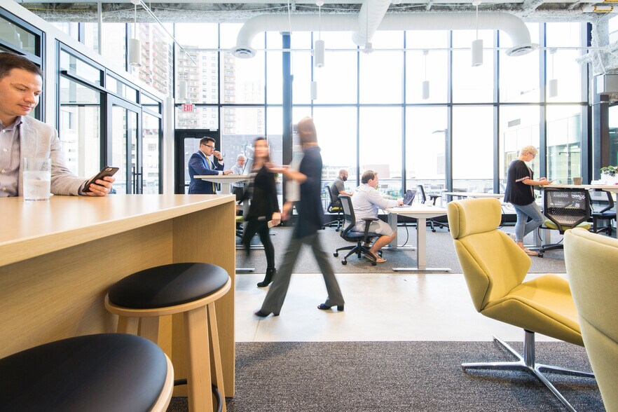 More Photos Of 428 Minnesota St, Saint Paul Office For Lease