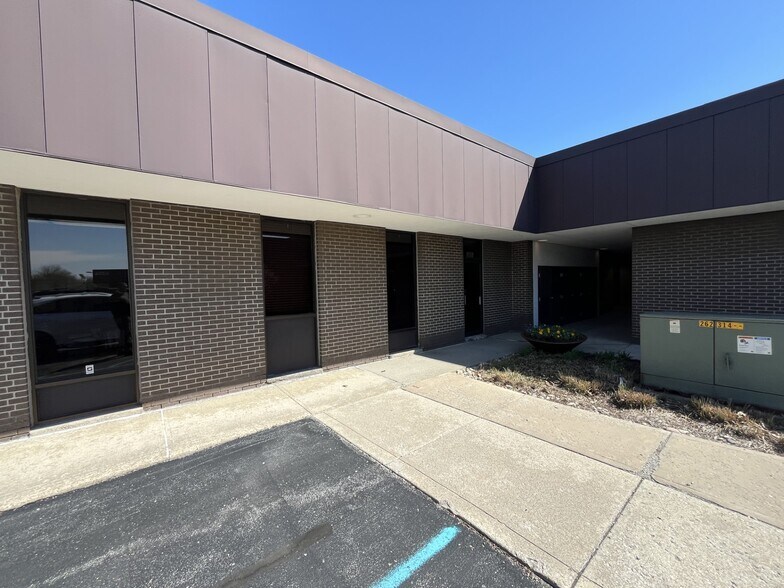 More Photos Of 6314 Rucker Rd, Indianapolis Serviced Offices For Lease