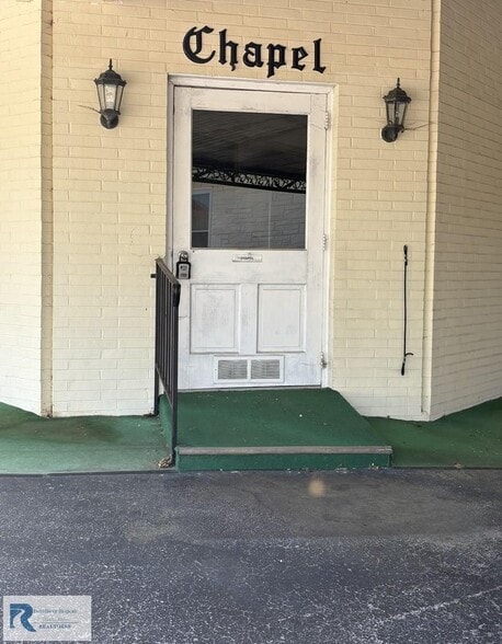 More Photos Of 2025 N Main St, Danville Religious Facility For Sale