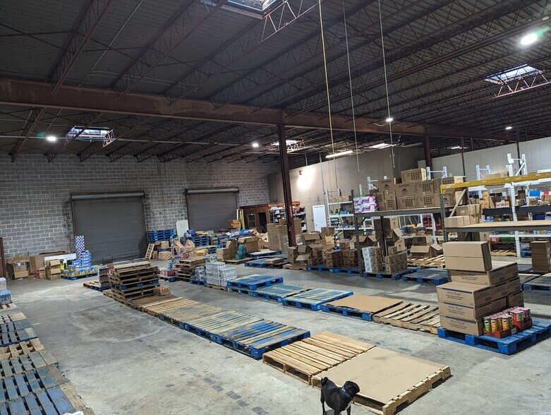 More Photos Of 1840 Tucker Industrial Rd, Tucker Light Distribution For Sale