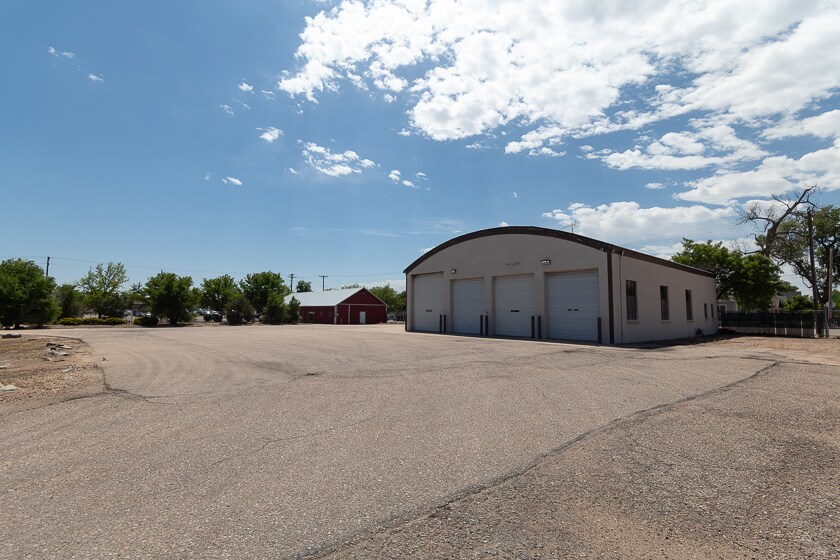 More Photos Of 702 4th Ave, Greeley Warehouse For Lease