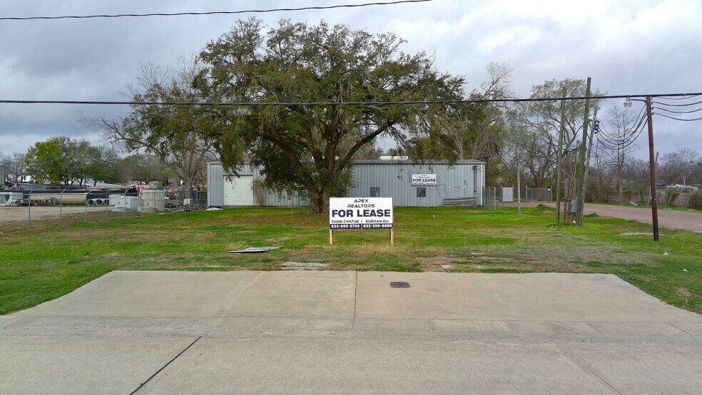 Primary Photo Of 226 Brand Ln, Stafford Warehouse For Lease