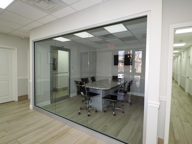 More Photos Of 3930 Richmond Ave, Staten Island Medical For Lease