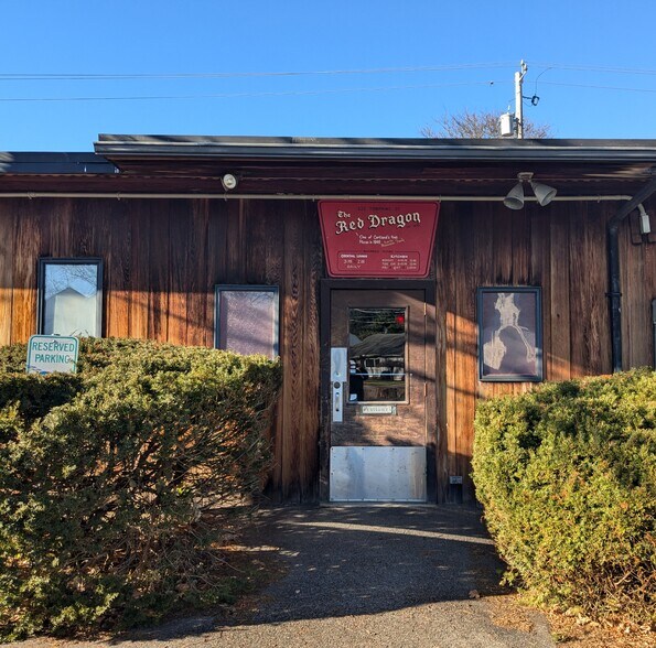 More Photos Of 219 1/2 Tompkins St, Cortland Freestanding For Sale