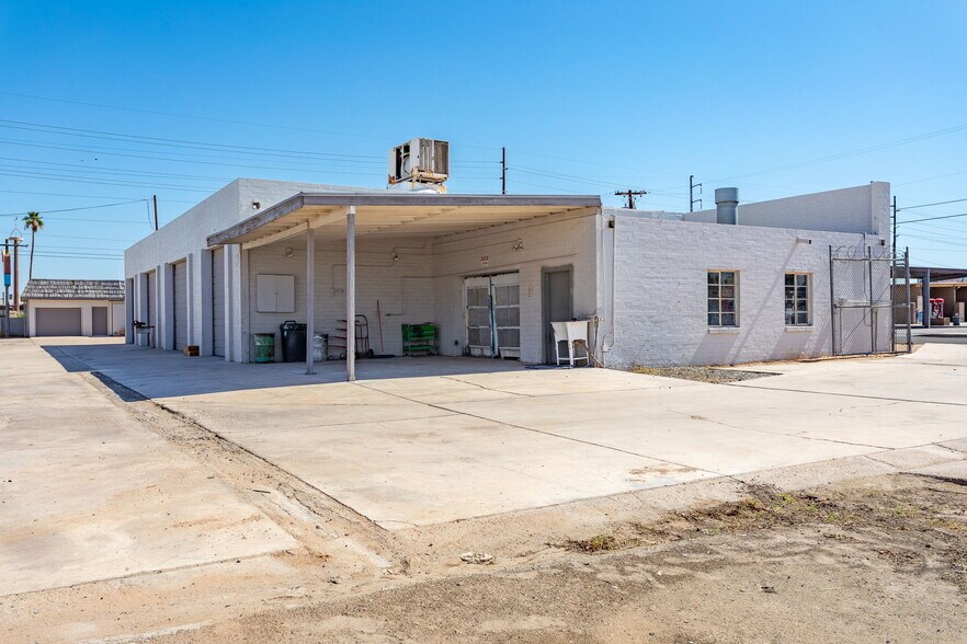 More Photos Of 201 W 24th St, Yuma Industrial For Sale