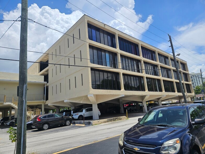 More Photos Of 420 S Dixie Hwy, Coral Gables Loft Creative Space For Sale