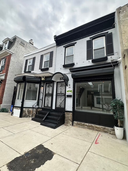 Primary Photo Of 37 W Maplewood Mall, Philadelphia Schools For Sale