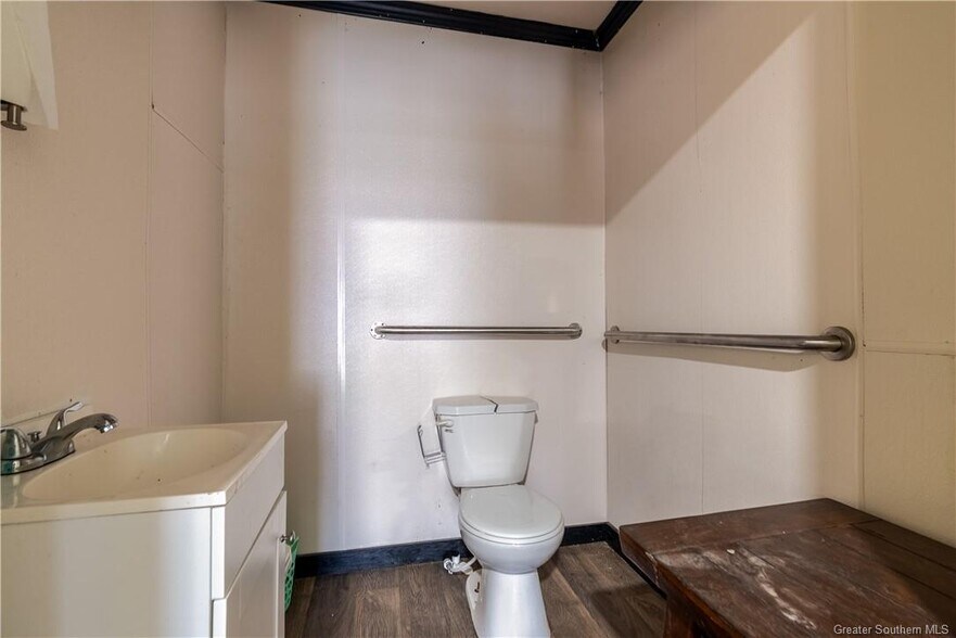 More Photos Of 1006 Main St, Elton Restaurant For Sale