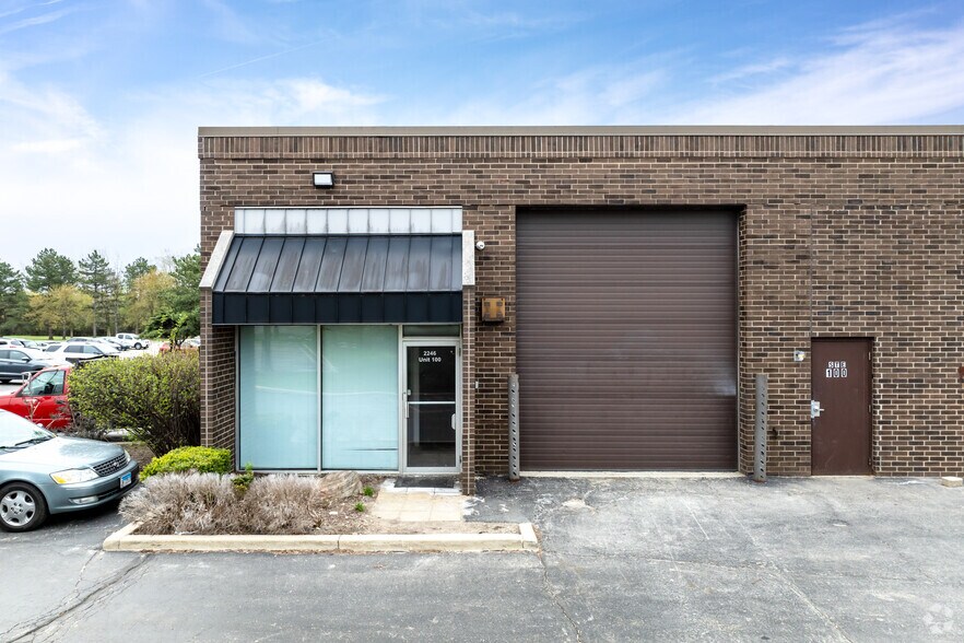 More Photos Of 2246 N Palmer Dr, Schaumburg Warehouse For Lease