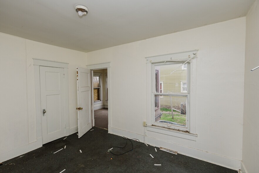 More Photos Of 123 E Madison Ave, Arkansas City Apartments For Sale