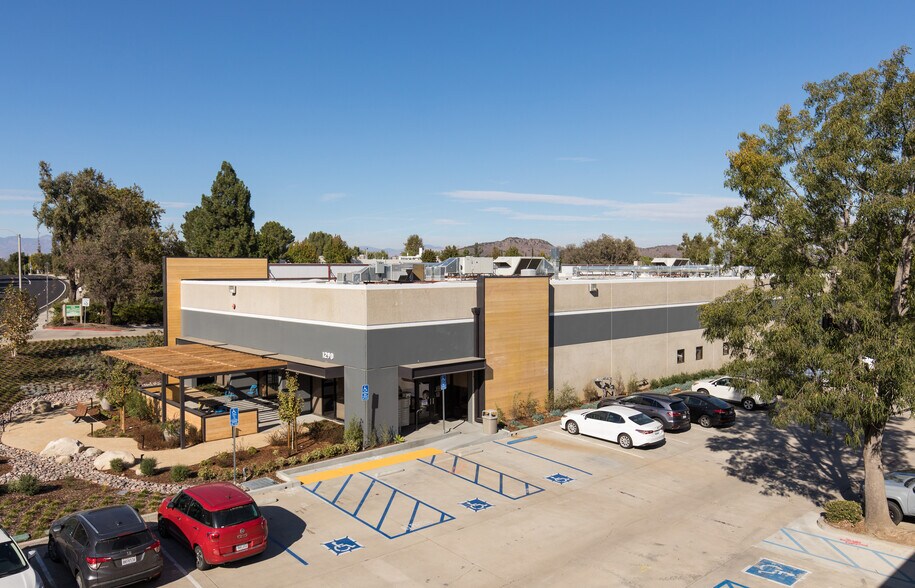 More Photos Of 1290 Rancho Conejo Blvd, Thousand Oaks Research And Development For Lease