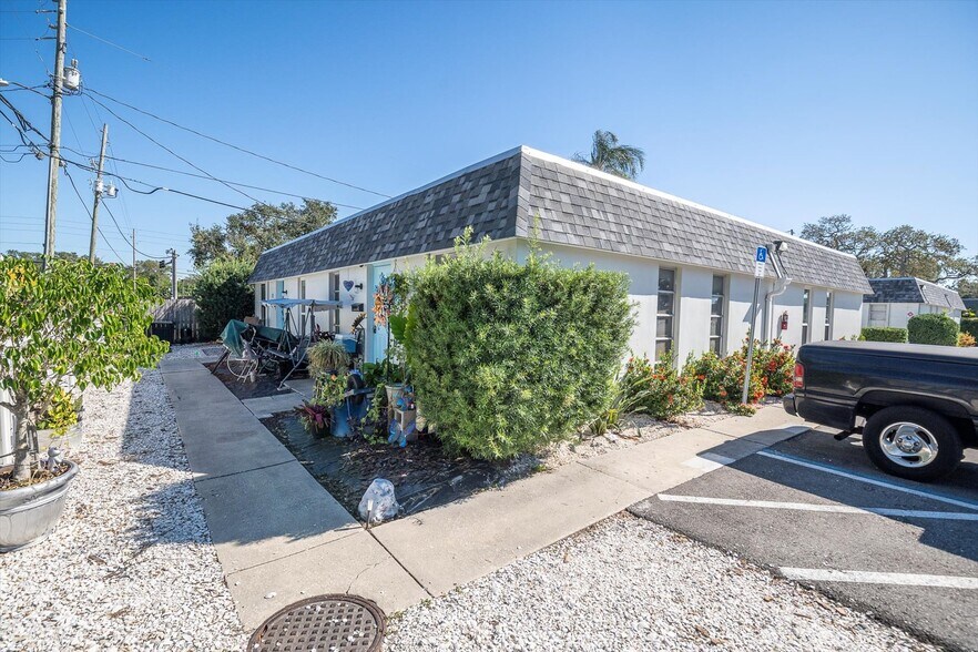 More Photos Of 885 Beltrees St, Dunedin Apartments For Sale