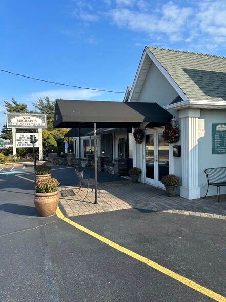 More Photos Of 1104 Highway 36, Hazlet Restaurant For Lease