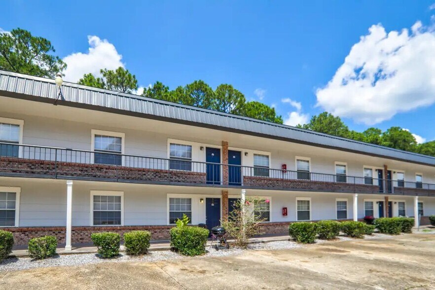 More Photos Of 3605 Gautier Vancleave Rd, Gautier Apartments For Sale