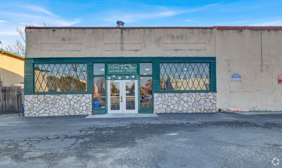 More Photos Of 1509 A St, Antioch Restaurant For Lease