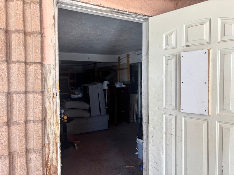 More Photos Of 3761 Royal Crest St, Las Vegas Office Residential For Sale