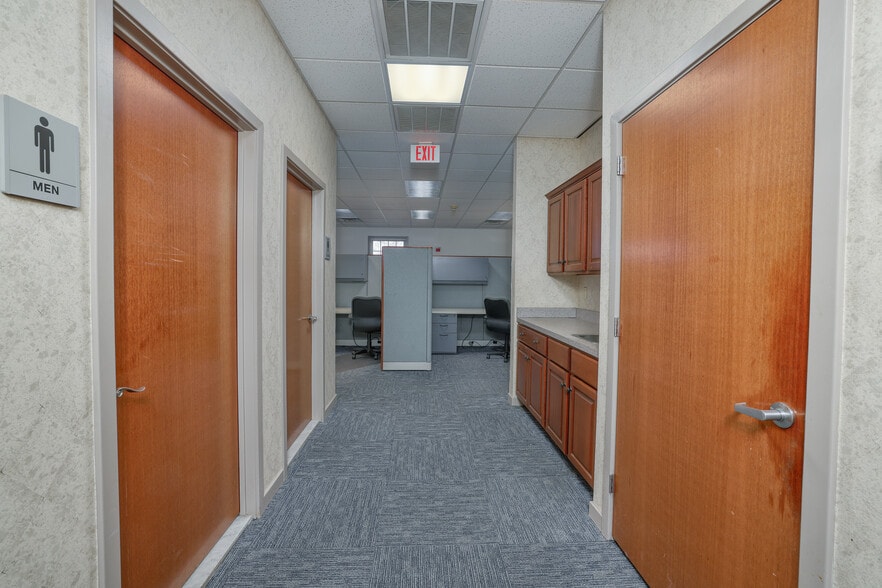 More Photos Of 3900 Mechanicsville Rd, Doylestown Medical For Sale