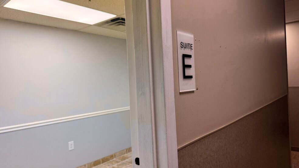 More Photos Of 561 Cranbury Rd, East Brunswick Medical For Sale