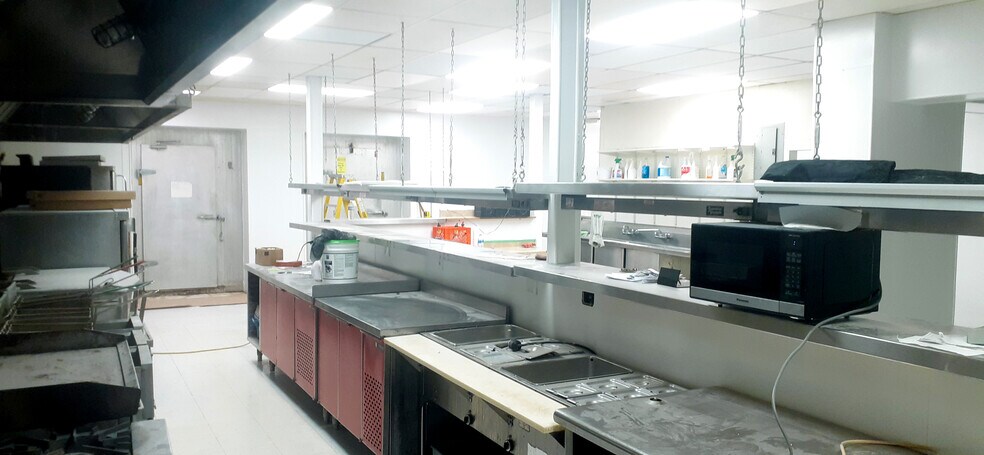 More Photos Of 1489 Milford St, Clarksburg Office For Sale