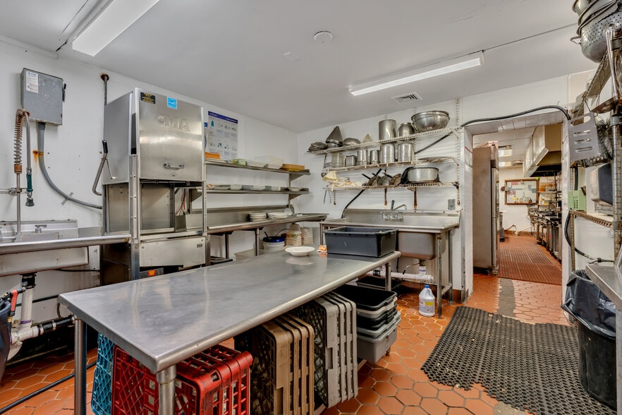 More Photos Of 800-802 Main St, Bradley Beach Restaurant For Sale