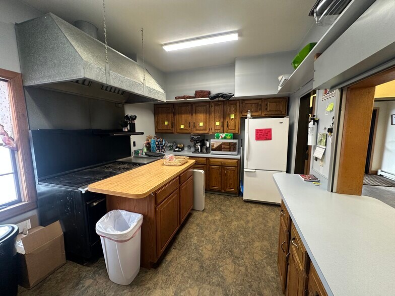 More Photos Of 121 Main St, Whitesboro Religious Facility For Sale