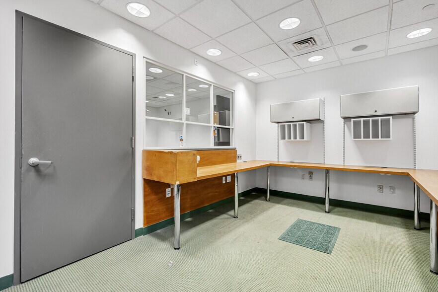 More Photos Of 1 Hanson Pl, Brooklyn Apartments For Sale