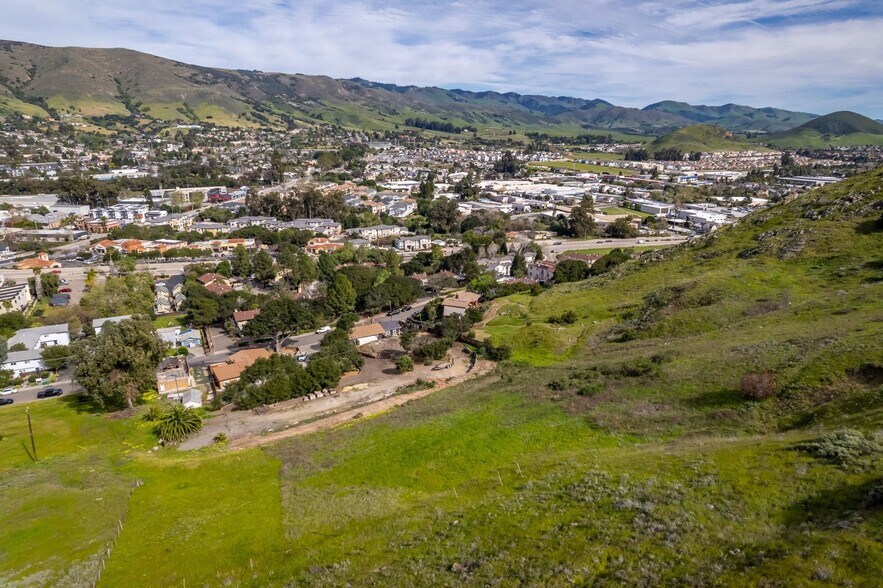More Photos Of 3291 Rockview Pl, San Luis Obispo Apartments For Sale