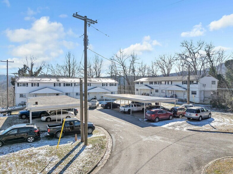 More Photos Of 123-127 Upper Airbase Ln, Briceville Apartments For Sale